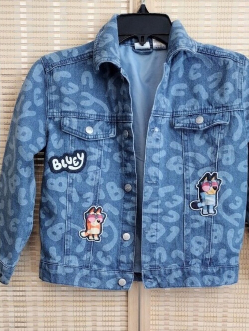 Bluey Sz 7/8 Boy's Blue Denim Jacket with Fun Character Patches